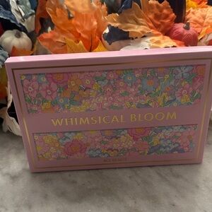 Ace Beaute Floral Fantasy Eyeshadow Palette